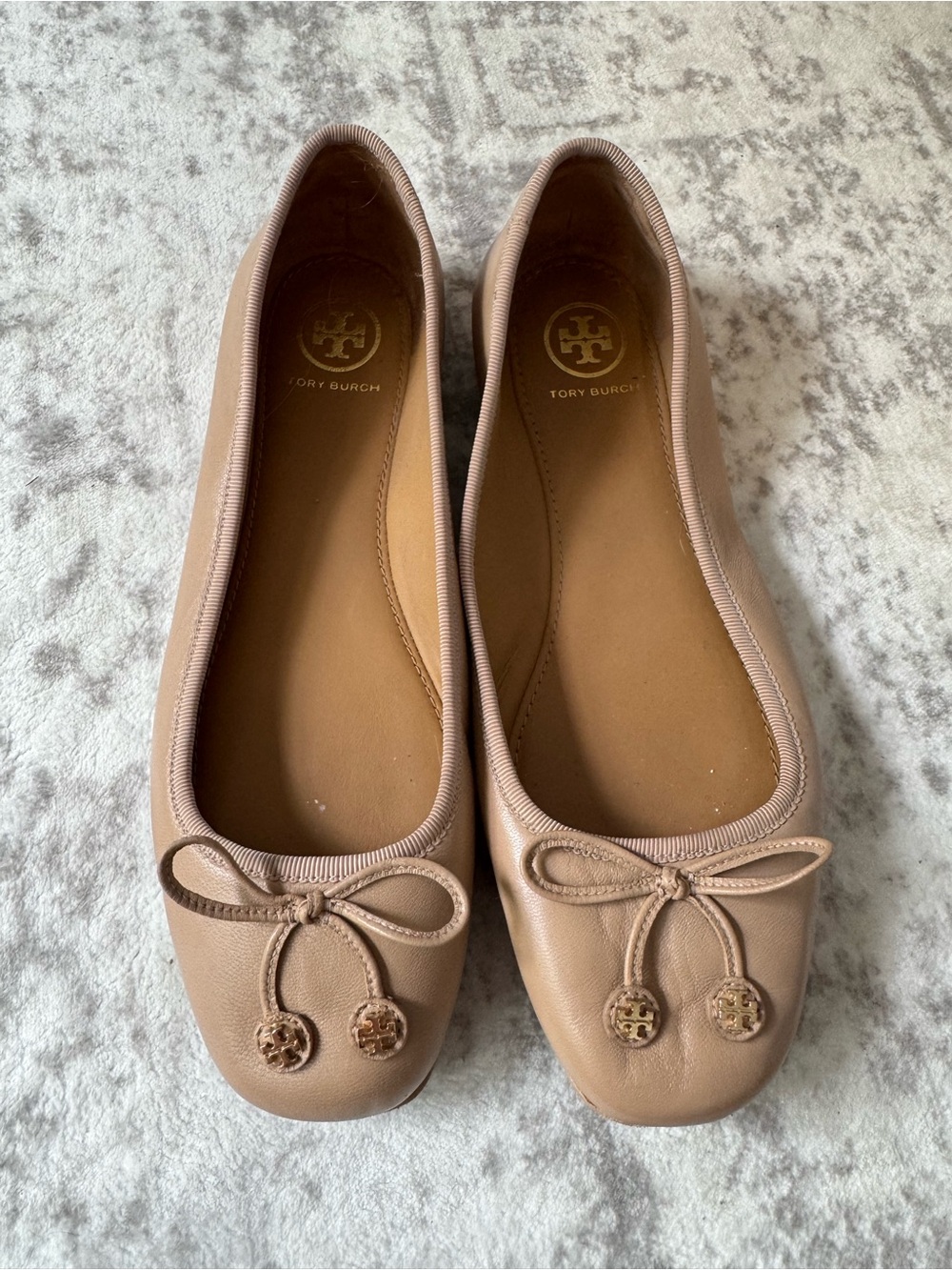 Tory Burch Nude/Tan Leather Bow Ballet Flats with Logo Charms